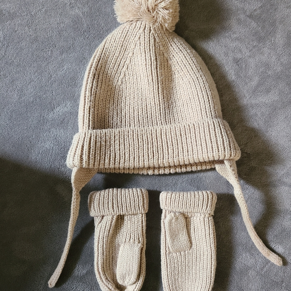 Zara beanie and mitts